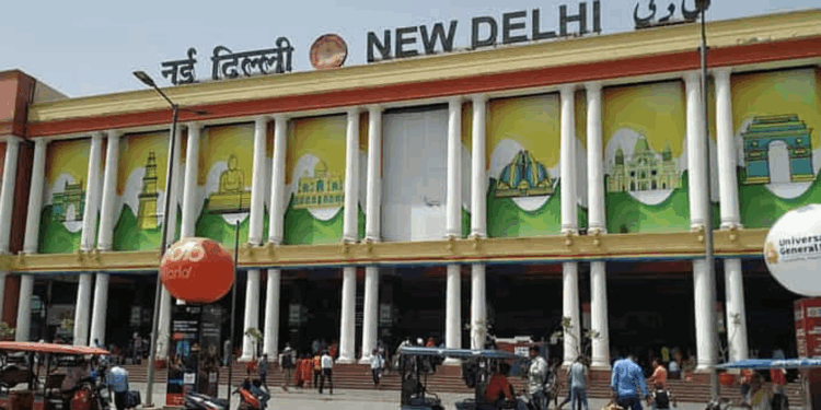New Delhi Railway Station Earns Rs 3,337 Crore in 12 Months, Tops India’s Rail Revenue Chart